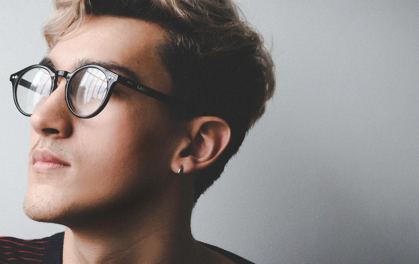 marcatura-laser-occhialeria Inicio